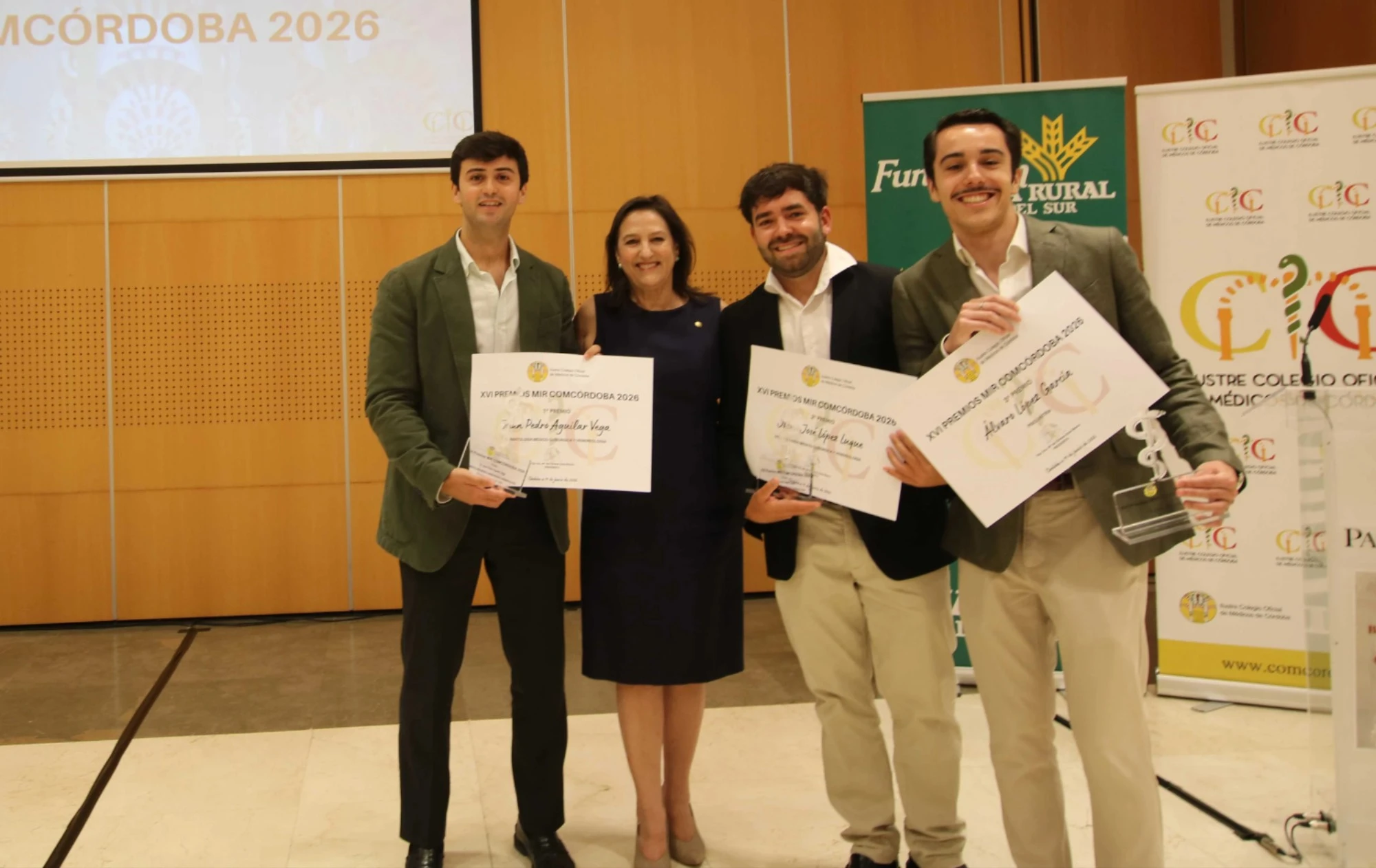 El Colegio de Médicos de Córdoba da la bienvenida a los nuevos MIR