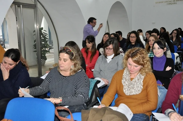 Enfermeras cordobesas se ponen al día en electrocardiografía y atención del síndrome coronario agudo
