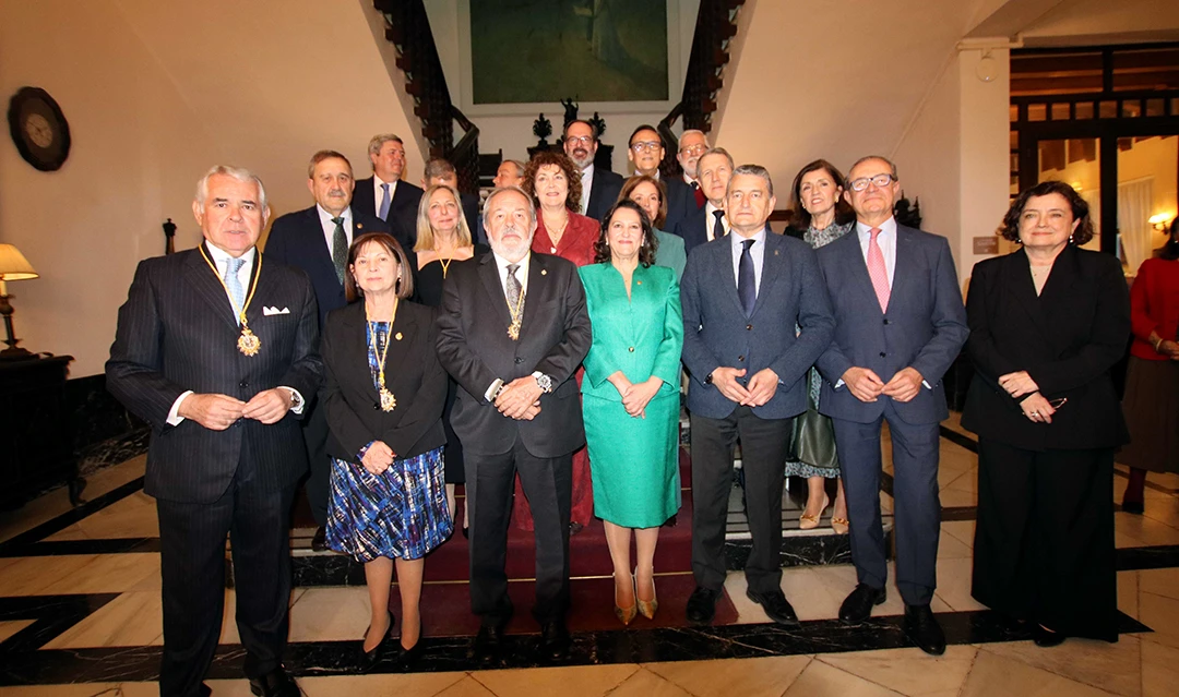 La nueva corporación del COMCórdoba toma posesión institucional de sus cargos