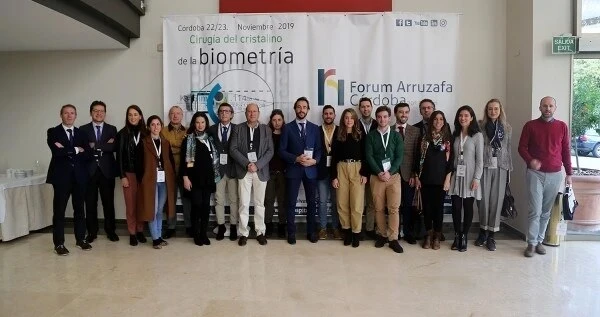 La vigésima edición de Forum Arruzafa concluye tras abordar situaciones “especiales” en la cirugía del cristalino