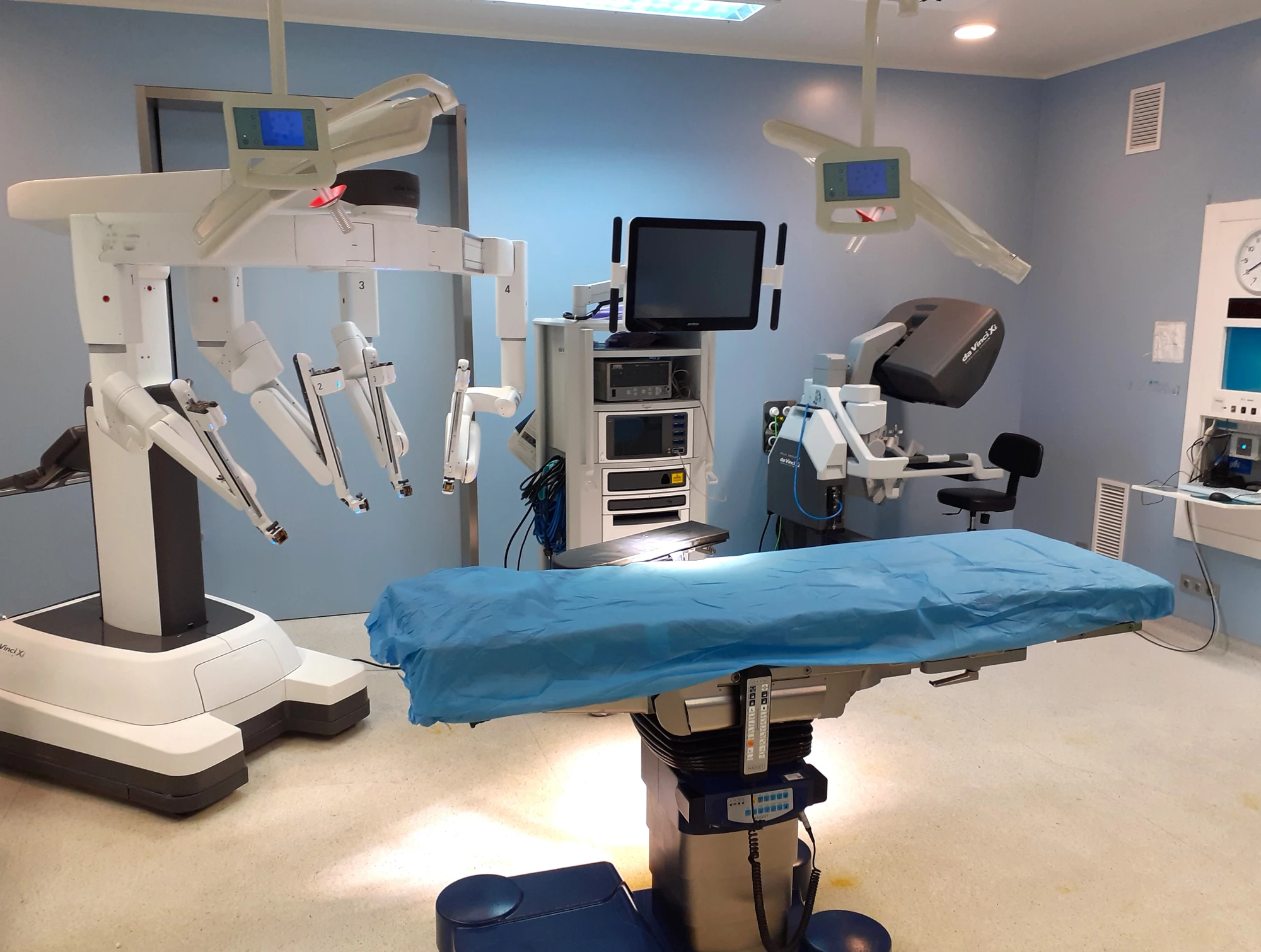 Quirónsalud Córdoba incorpora el robot Da Vinci para operar con más precisión